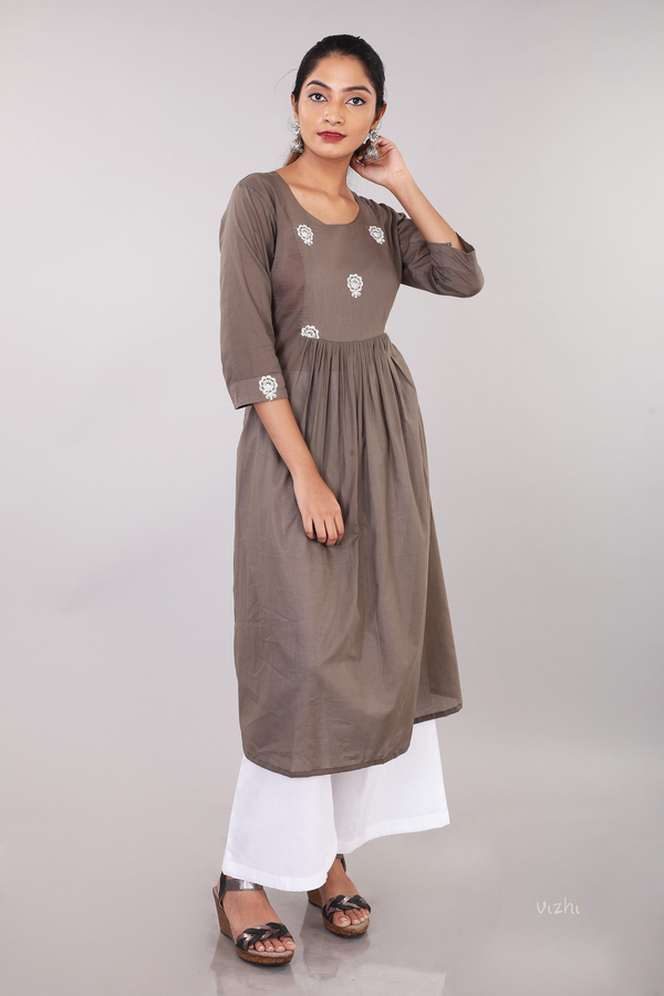 Floral Embroidered Cotton A-Line Kurta with Inner